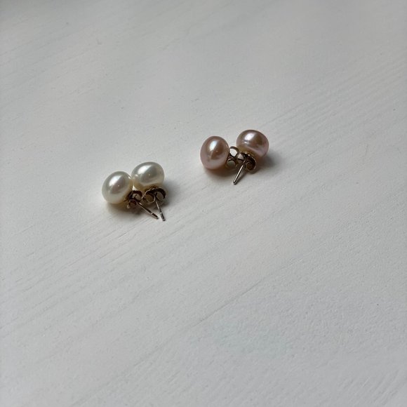 Pearl Earrings x 2 sets - Picture 2 of 2